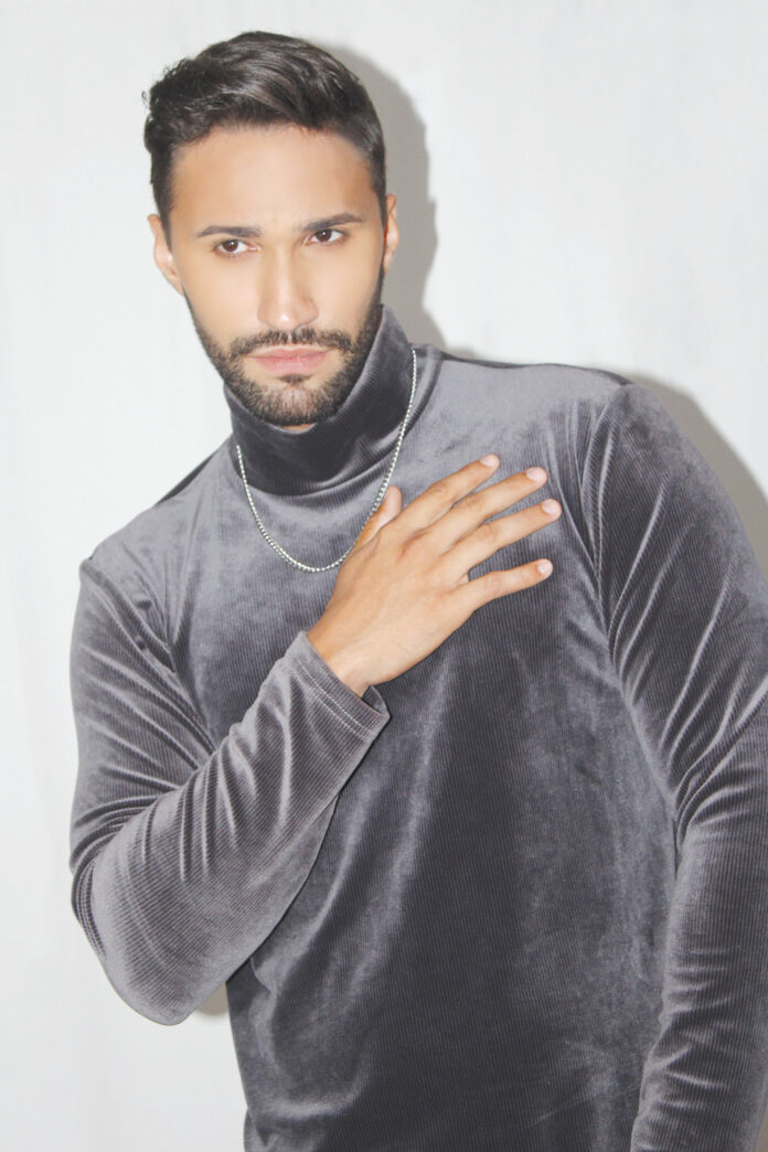 ENMANUEL RIVERA ROMÁN