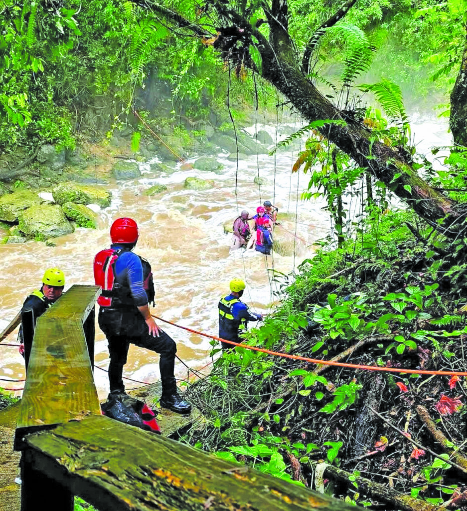 Foto publicada en redes sociales por Manejo de Emergencias de San Sebastián. 
Rescate que se realizó el 2 de mayo de este año
