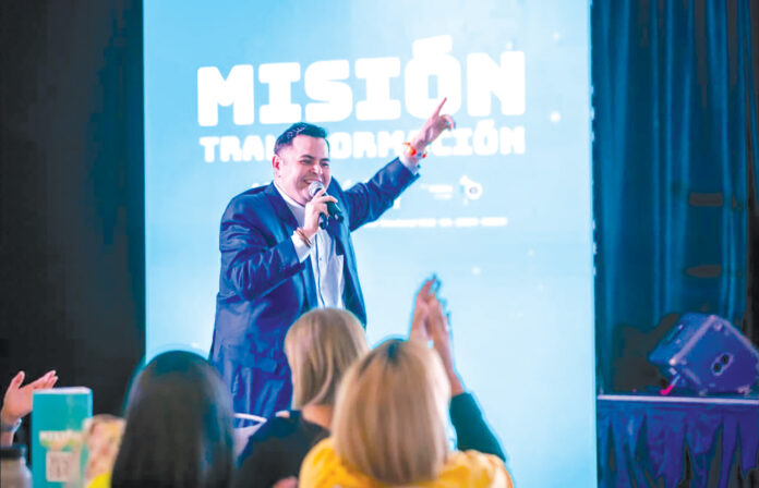 Con visión, disciplina y fe, José L. Soto Colón transforma las crisis en plataformas de cambio mediante conferencias de motivación