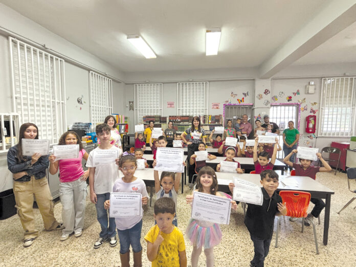 estudiantes de las escuelas Henry W. Longfellow y Radikal homeschooling Group