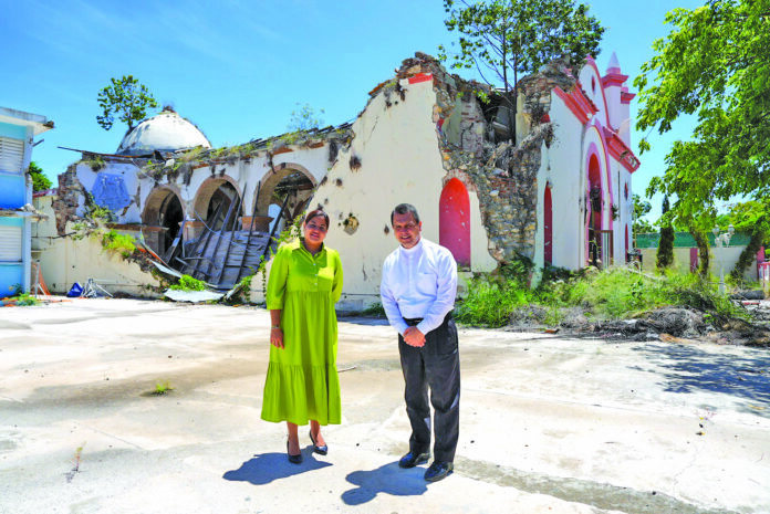 Dra. Carmen Alicia Rodríguez Echevarría y Padre Melvin Díaz Aponte