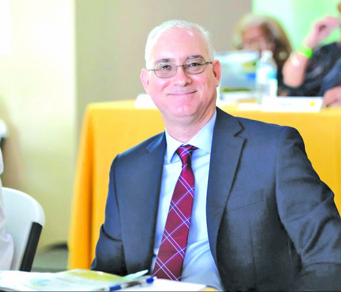 Presidente ejecutivo de la cooperativa, Carlos Javier Camacho