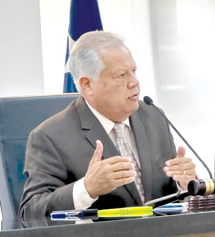Senador por acumulación por el Partido Popular Democrático, José 