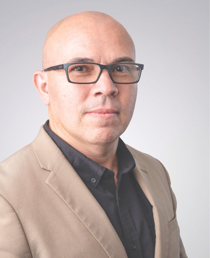 Presidente ejecutivo, Alex Pérez Mercado Presidente ejecutivo, Alex Pérez Mercado