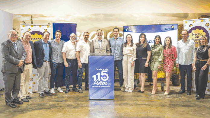 Grupo de empresarios de la 4ta temporada de la serie 