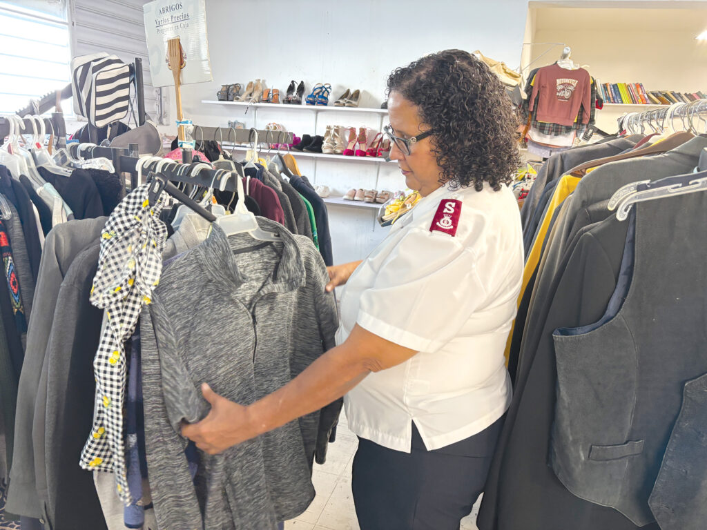 Los servicios están orientados a atender las necesidades humanas.