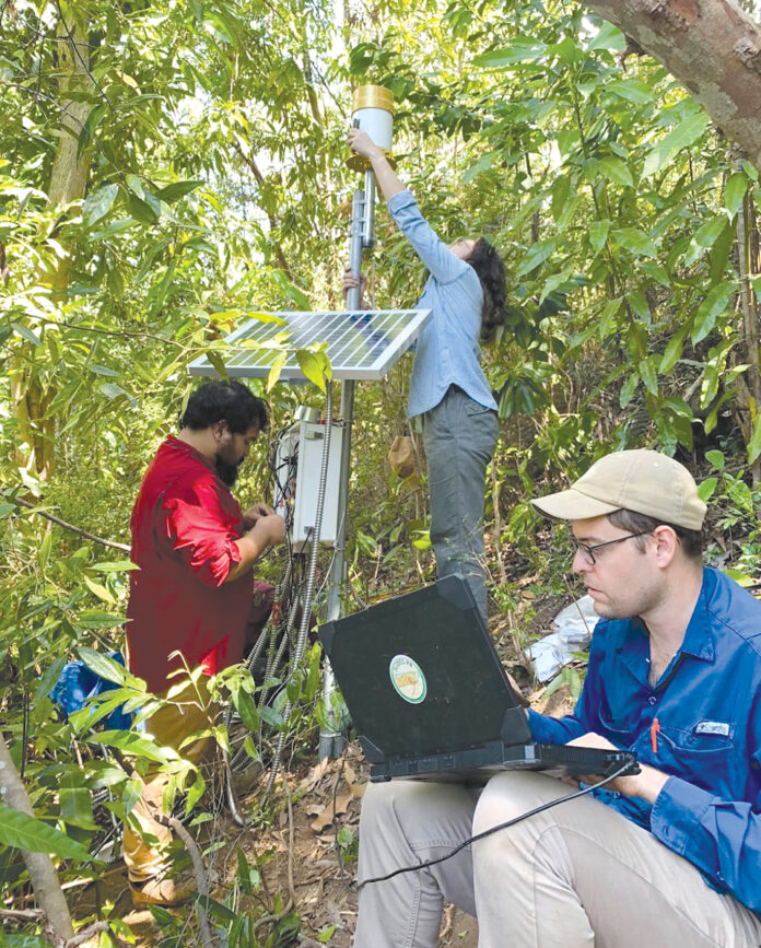 Como parte de la labor de mitigación, han distribuido 20 estaciones de monitoreo en distintas áreas de la isla.