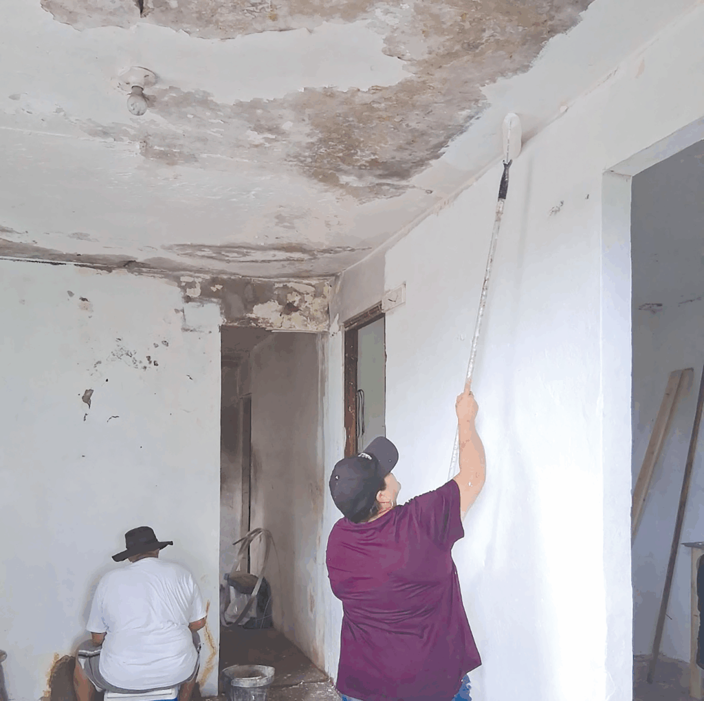 Sirven como enlace y apoyo en la atención de algunas de las necesidades de los residentes