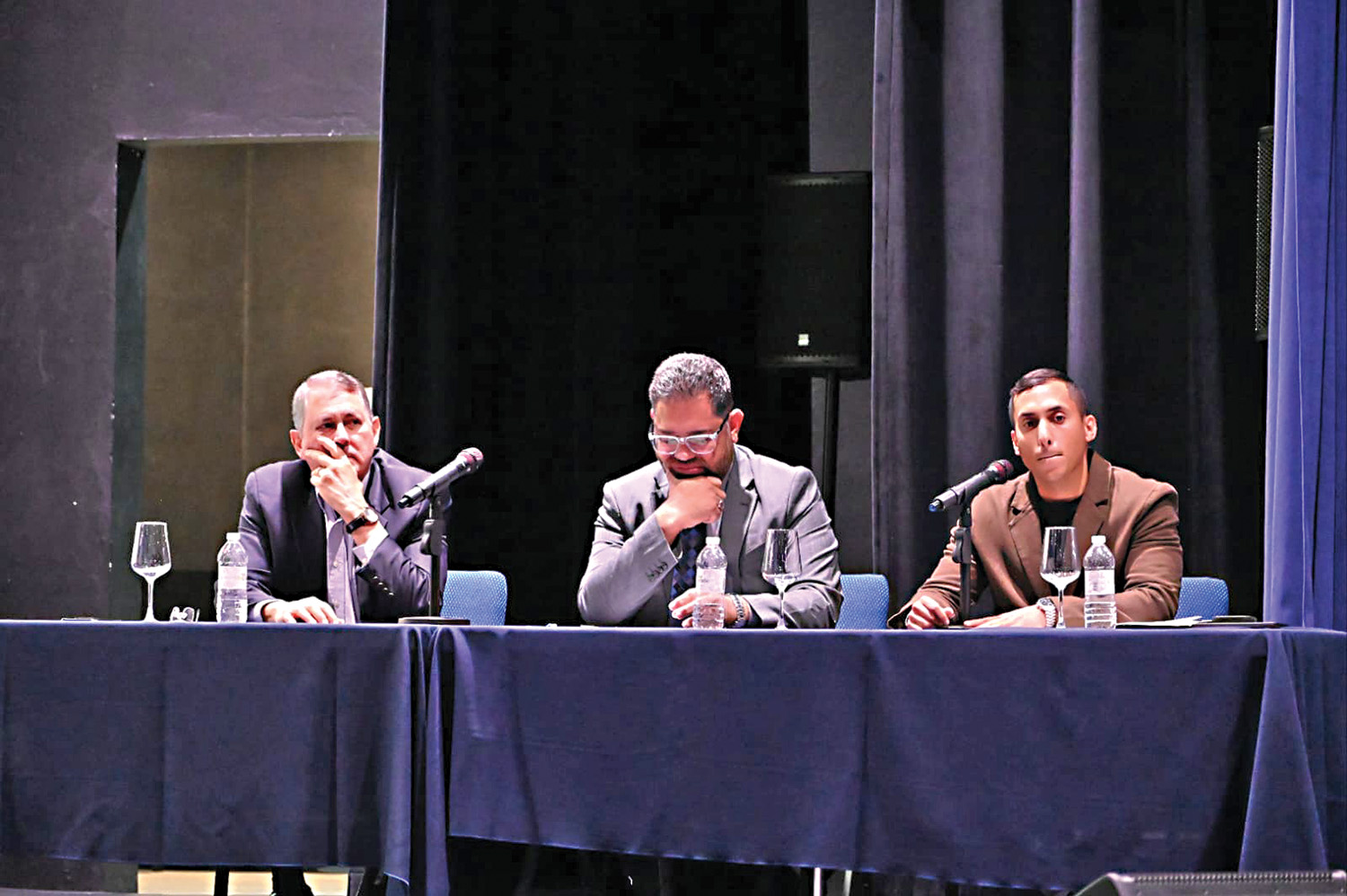 De izquierda a derecha: Dr. Edwin Irizarry Mora; Lcdo. José Antonio Frontera Agenjo y Dr. Ariam L. Torres Cordero.
Imagen suministrada