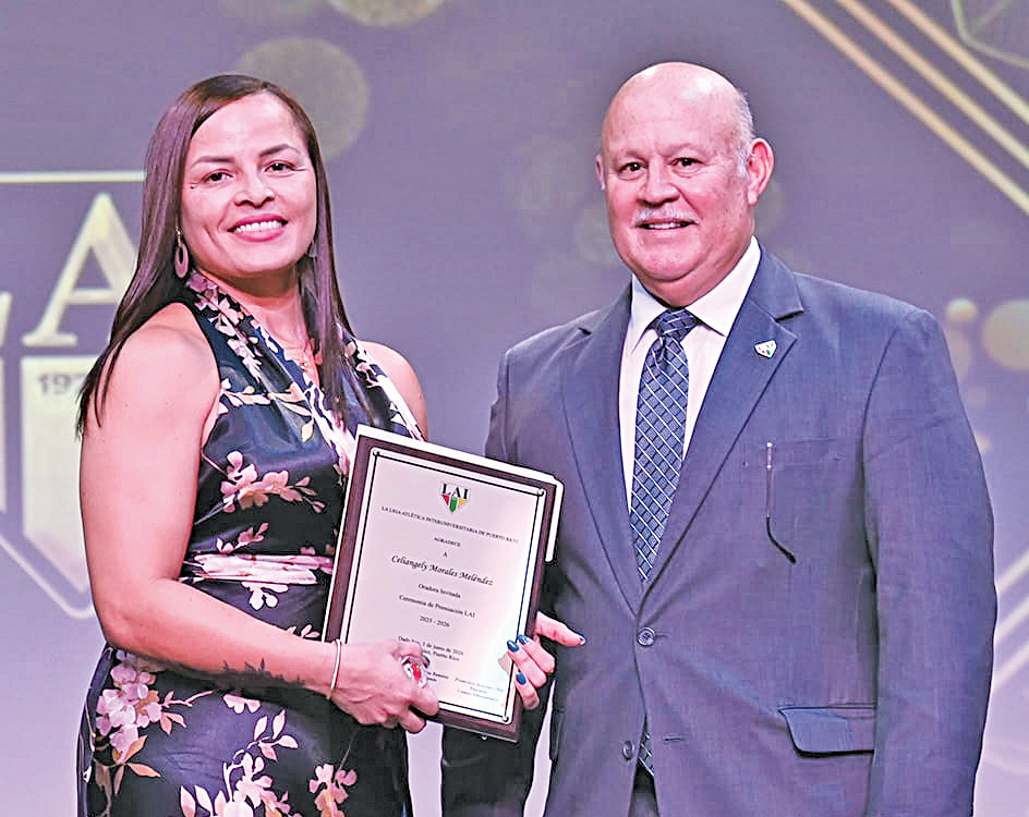 Celiangely Morales fue la oradora principal de la premiación de la LAI.jpeg (Luis F. Minguela LAI)