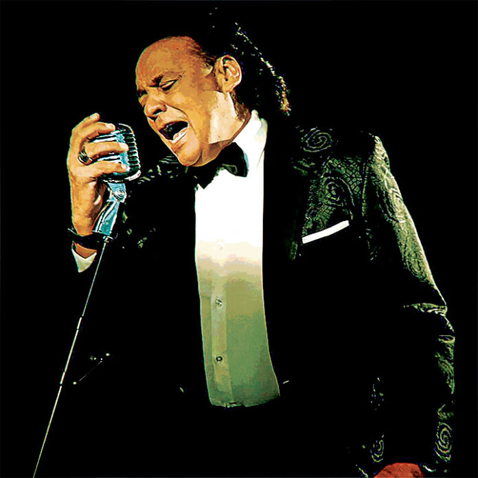 foto Nestor Daniel cantando